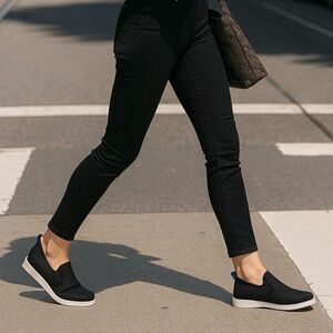 Franco Sarto Women’s Black Mesh Slip-On Sneakers Size 11M New With Box